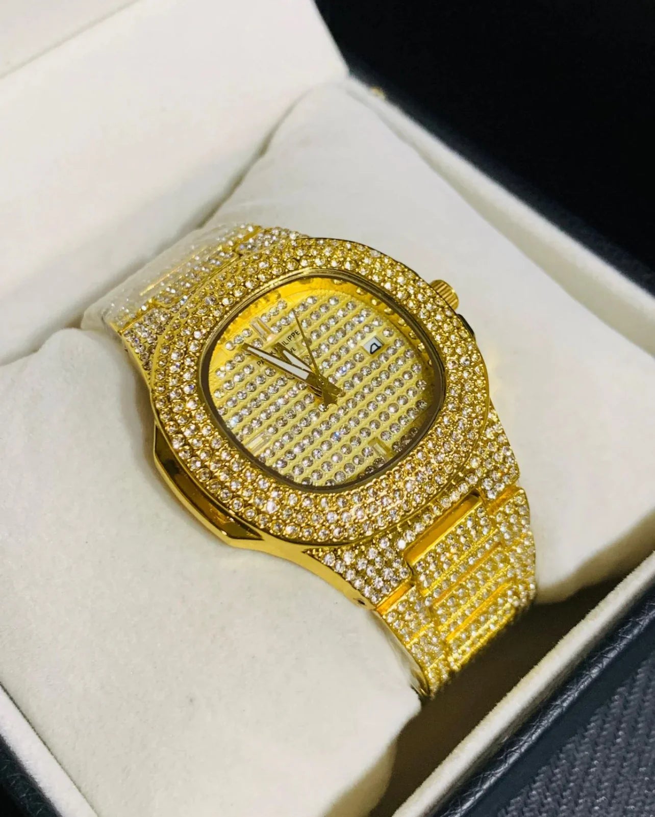 Premium Luxury Crystal Quartz Watch