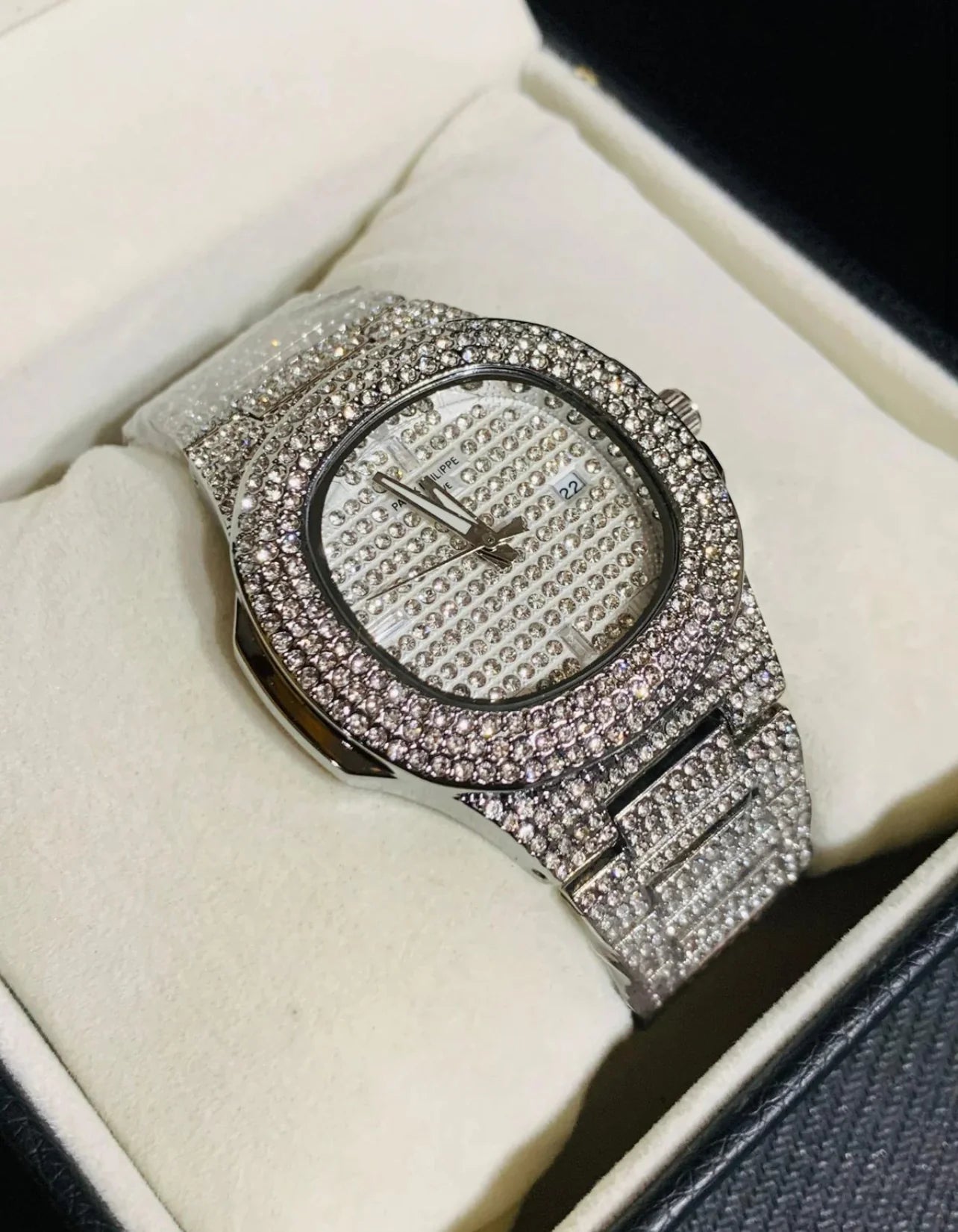 Premium Luxury Crystal Quartz Watch